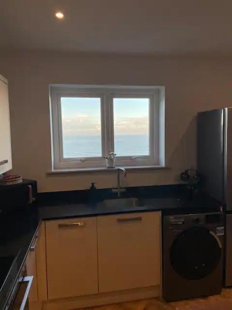 Spectacular 2 Bedroom Balcony Sea View Flat Scarborough Exterior foto
